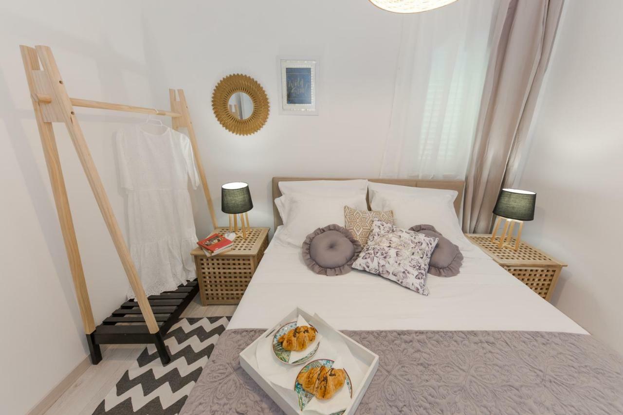 Apartment Lara Трогір Екстер'єр фото