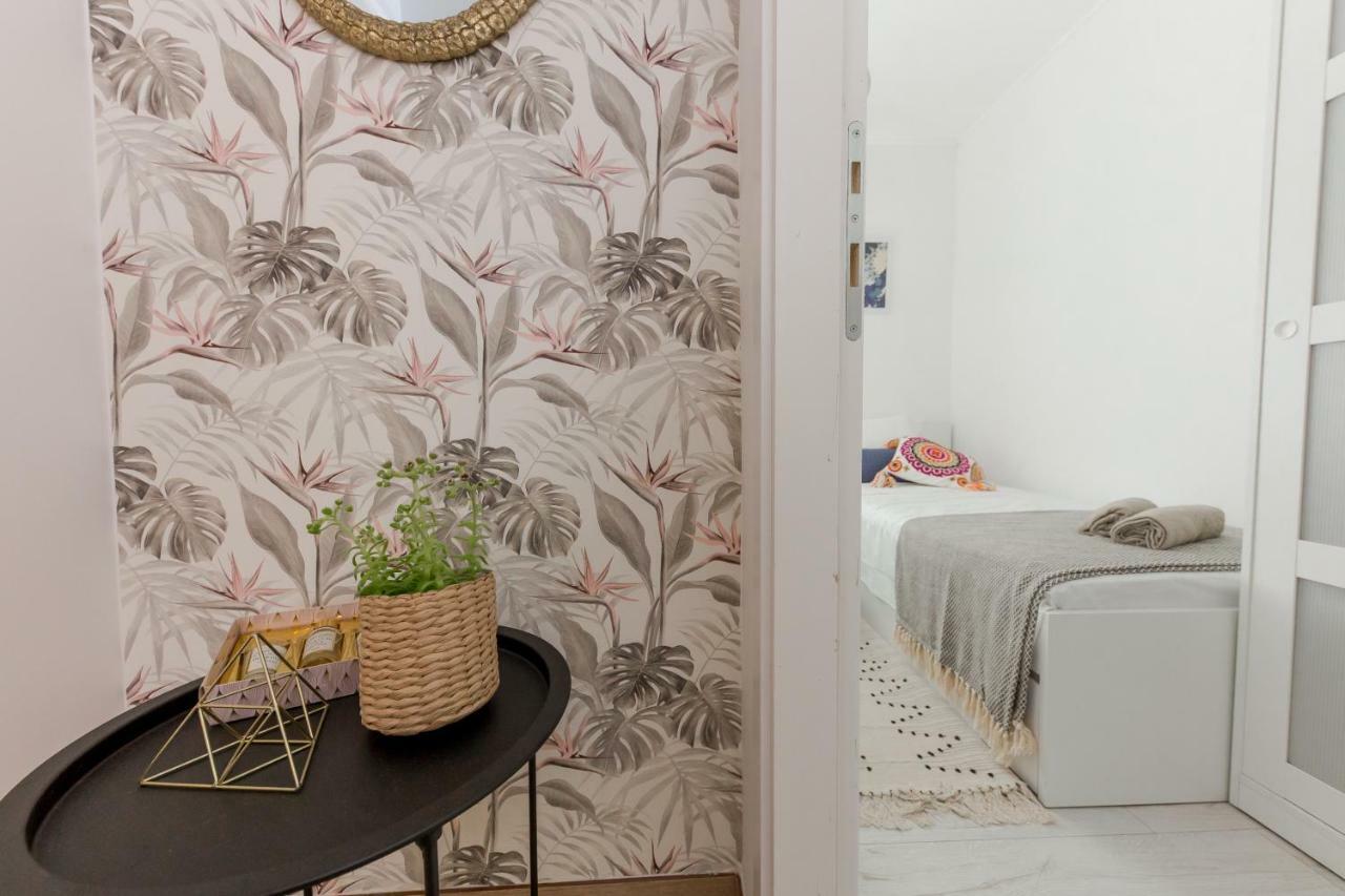 Apartment Lara Трогір Екстер'єр фото