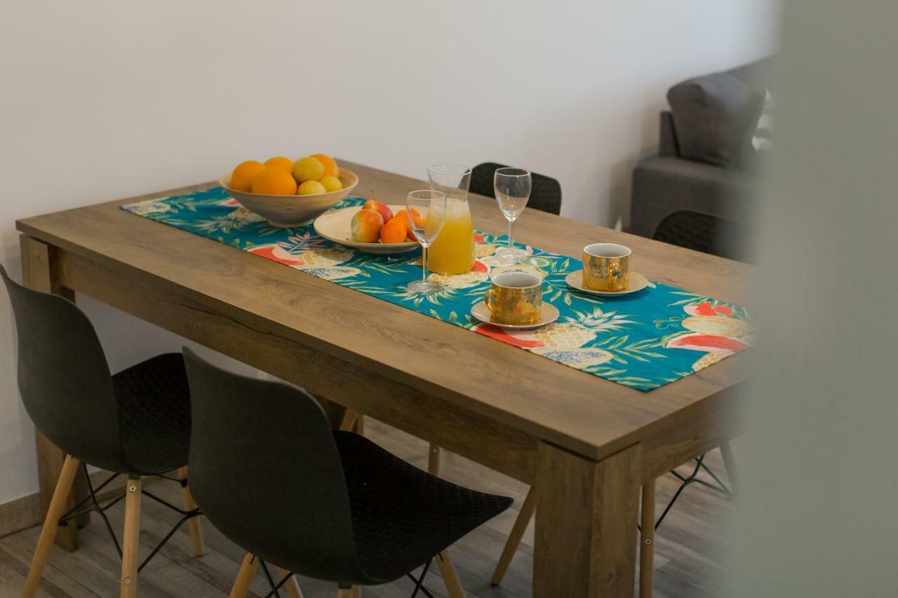 Apartment Lara Трогір Екстер'єр фото